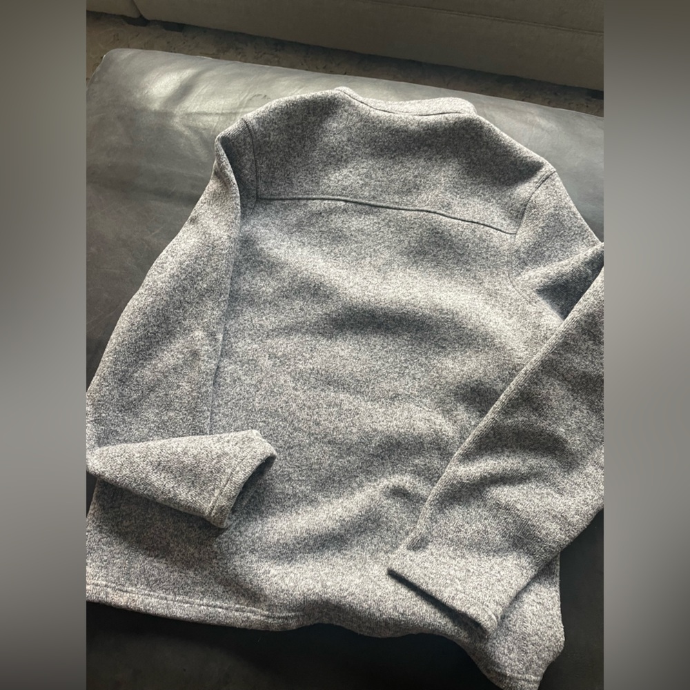 Gray Quarter-Zip Pullover - image 4